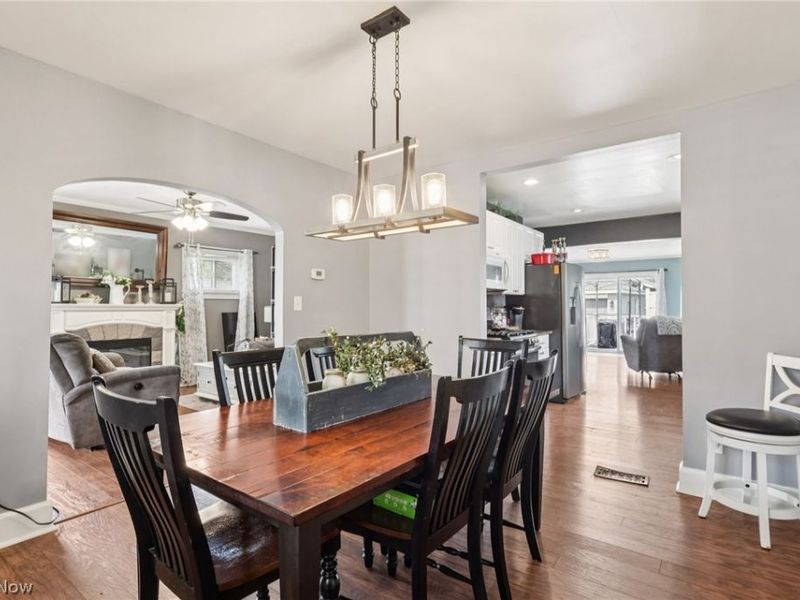 310 W Wood Street , Lowellville, OH 44436 Photo 11