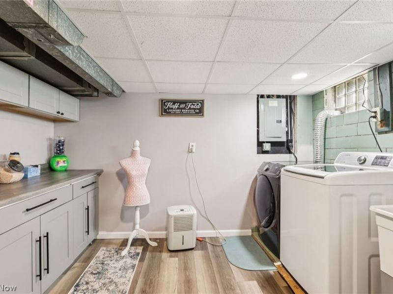 310 W Wood Street , Lowellville, OH 44436 Photo 25