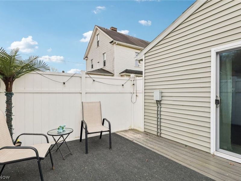 310 W Wood Street , Lowellville, OH 44436 Photo 27