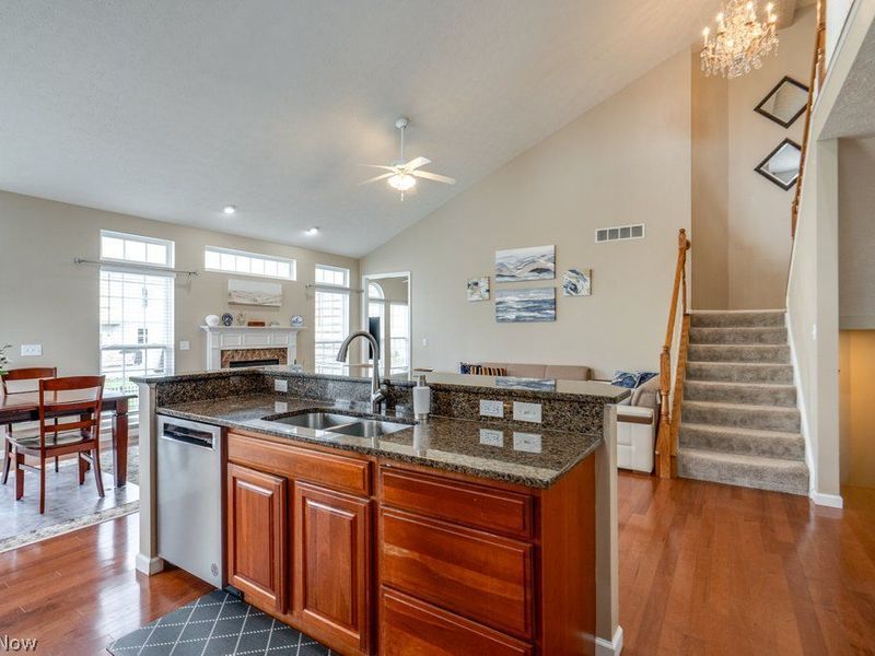 5002 Lake Forest Drive , Peninsula, OH 44264 Photo 11