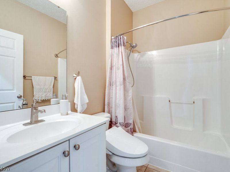 5002 Lake Forest Drive , Peninsula, OH 44264 Photo 4