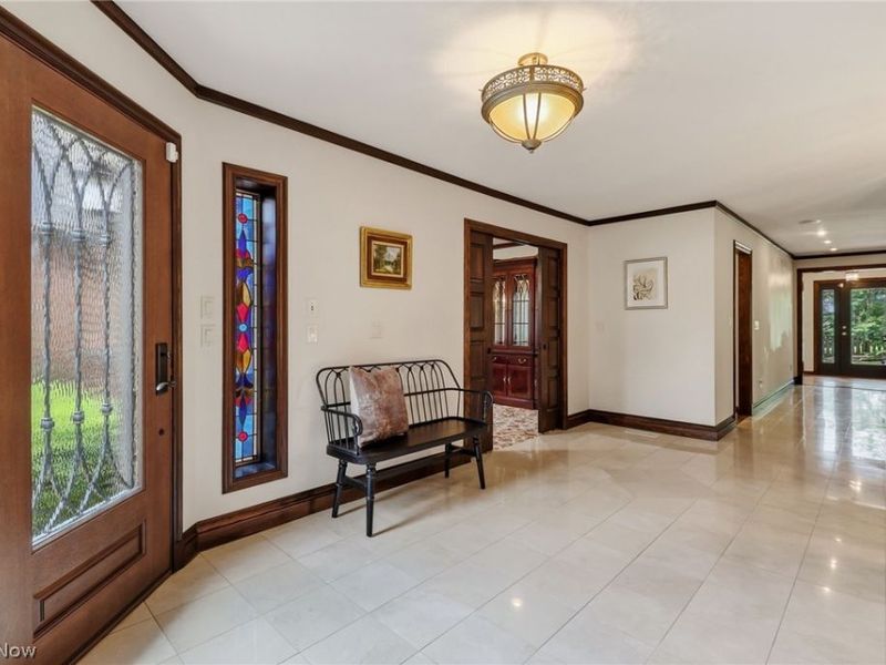 31215 Roxbury Park Drive , Bay Village, OH 44140 Photo 3