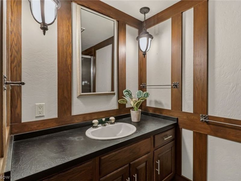 31215 Roxbury Park Drive , Bay Village, OH 44140 Photo 45