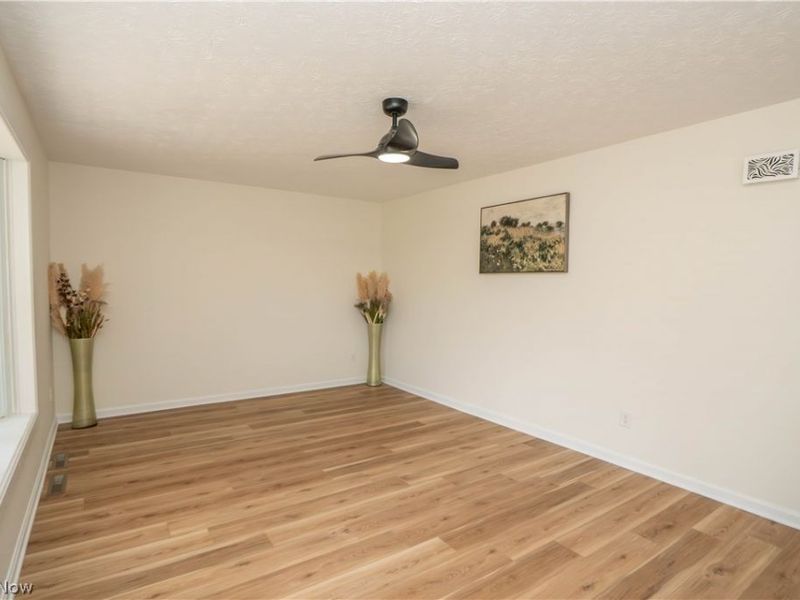 7162 Sandy Lane NW, Malvern, OH 44644 Photo 5