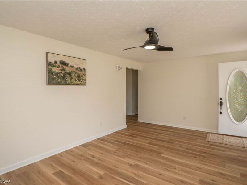 7162 Sandy Lane NW, Malvern, OH 44644 Photo 6