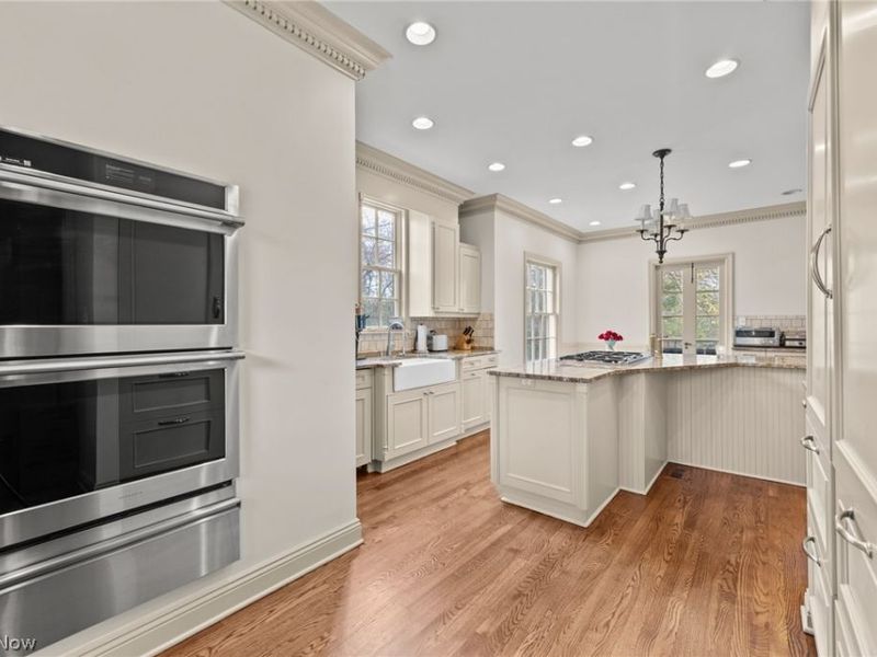 17640 S Woodland Road, Shaker Heights, OH 44120 Photo 10