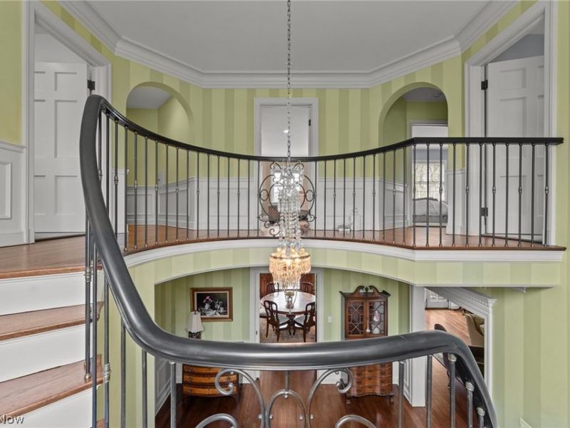 17640 S Woodland Road, Shaker Heights, OH 44120 Photo 13