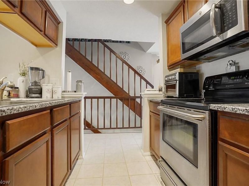 2978 Heatherwood Court , Stow, OH 44224 Photo 12