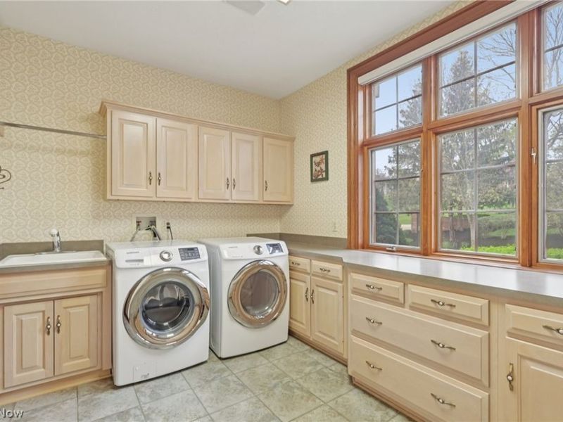 2850 Roundhill Road , Akron, OH 44333 Photo 14