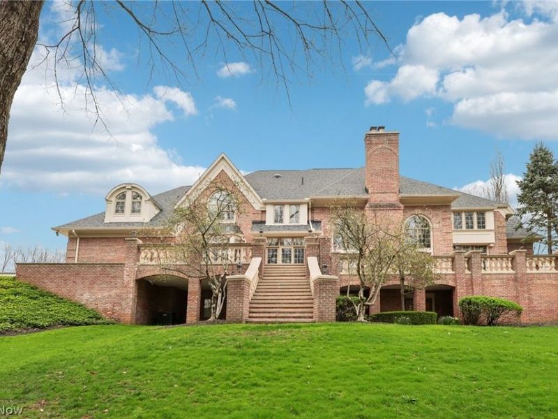 2850 Roundhill Road , Akron, OH 44333 Photo 2