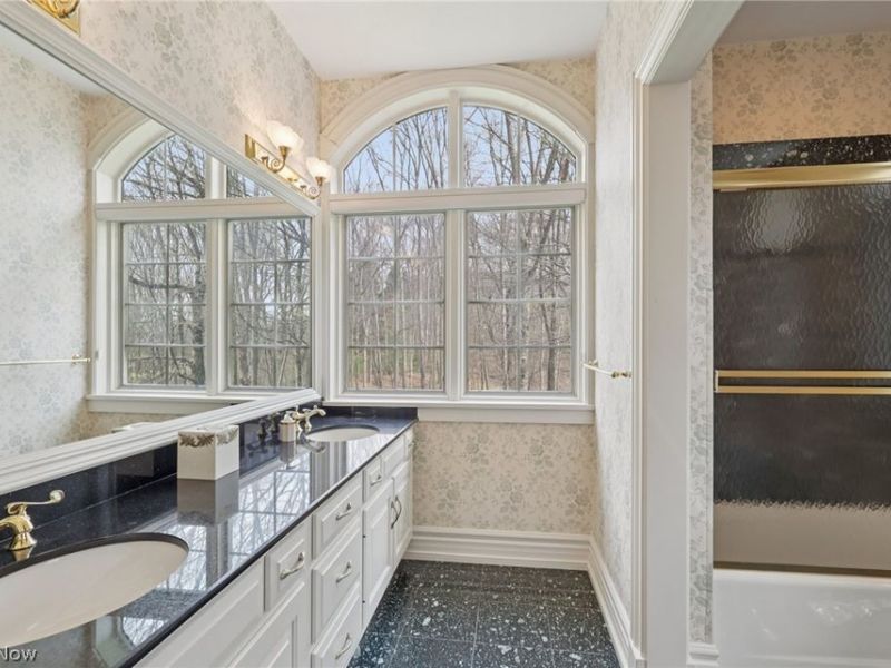 2850 Roundhill Road , Akron, OH 44333 Photo 23