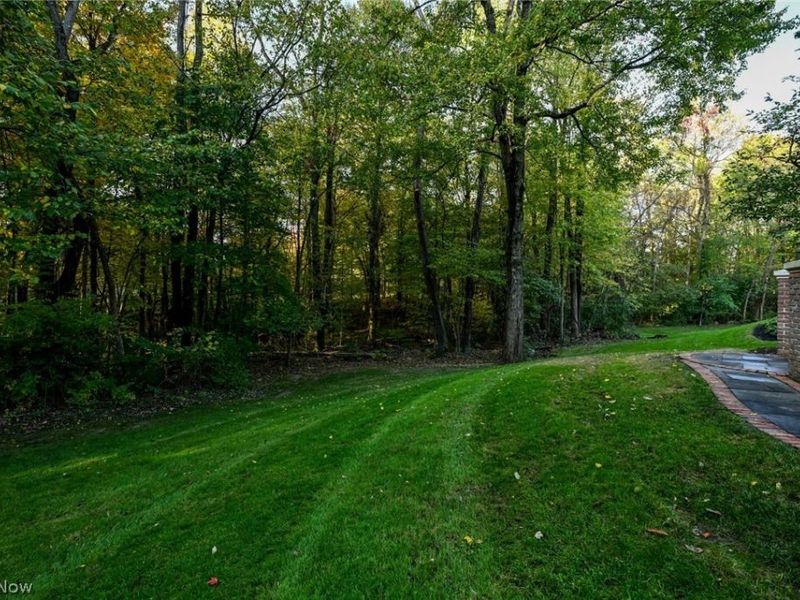 2850 Roundhill Road , Akron, OH 44333 Photo 42