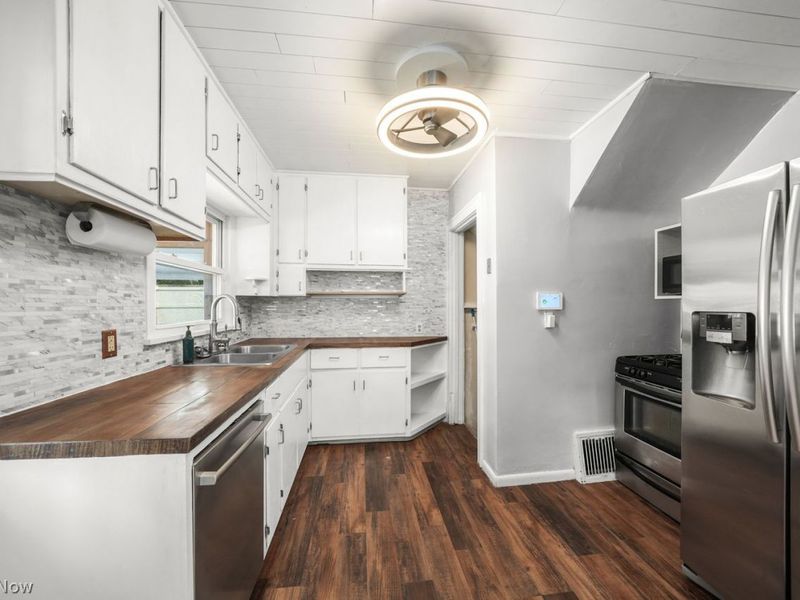 731 Notre Dame Avenue , Cuyahoga Falls, OH 44221 Photo 11