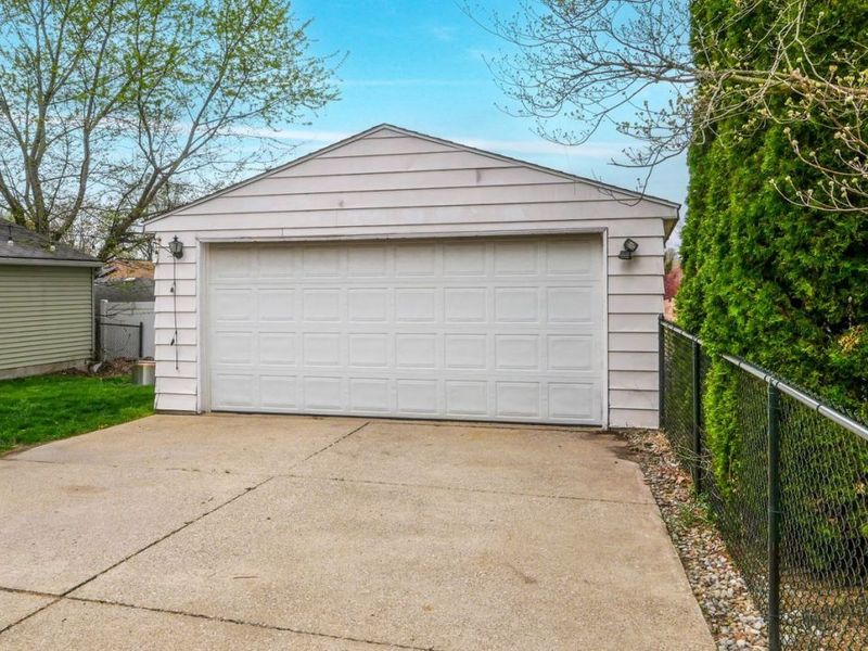 731 Notre Dame Avenue , Cuyahoga Falls, OH 44221 Photo 2