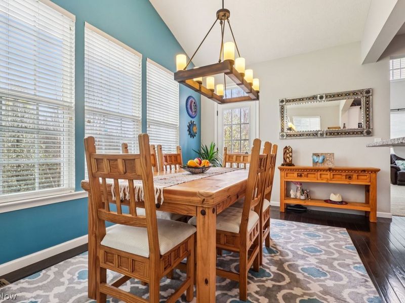 817 Hilliary Lane , Aurora, OH 44202 Photo 9