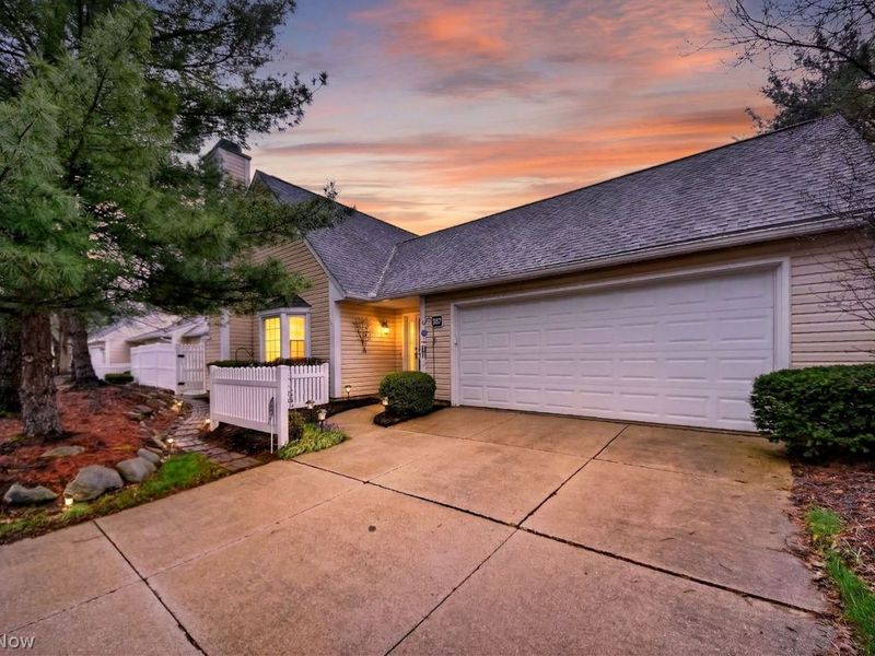 887 Wellsley Lane , Akron, OH 44313 Photo 34