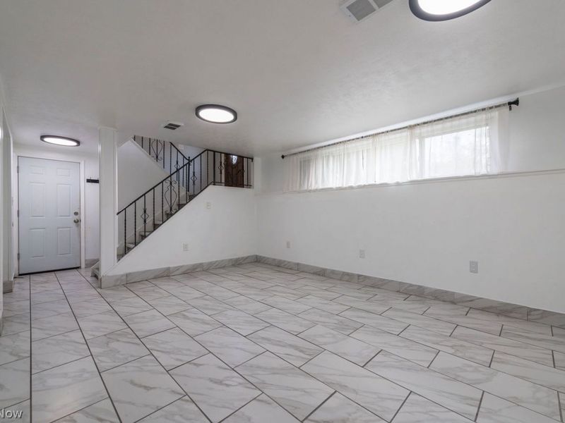 24763 Doe Drive, North Olmsted, OH 44070 Photo 13