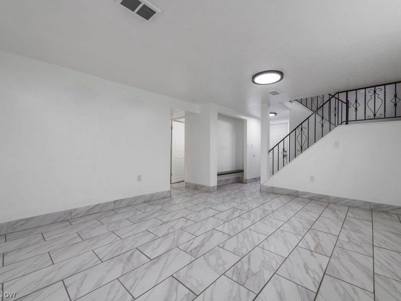 24763 Doe Drive, North Olmsted, OH 44070 Photo 14