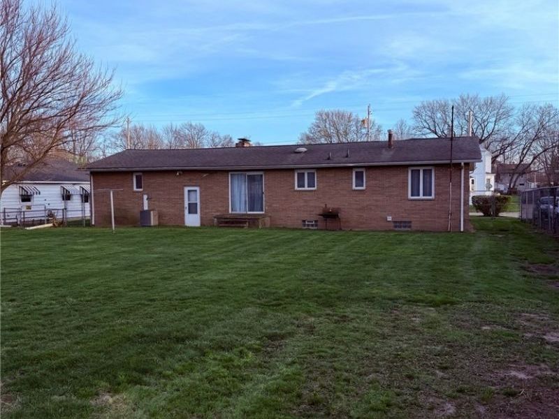 1230 W 19th Street , Lorain, OH 44052 Photo 3