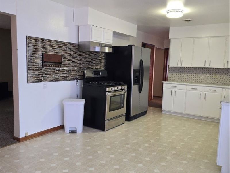 1230 W 19th Street , Lorain, OH 44052 Photo 8