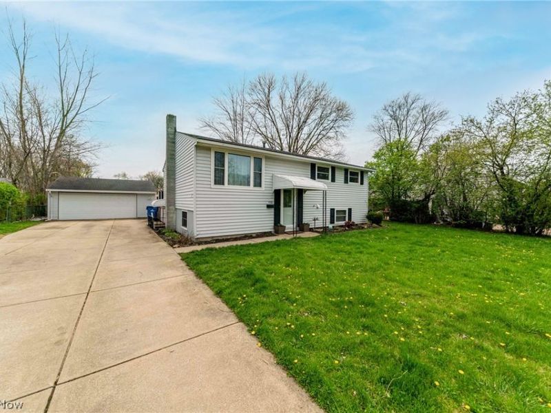 4761 James Road , North Ridgeville, OH 44039 Photo 2