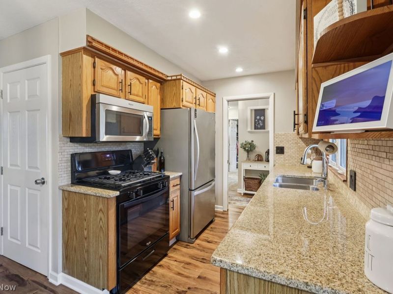 82 Squires Court , Medina, OH 44256 Photo 15