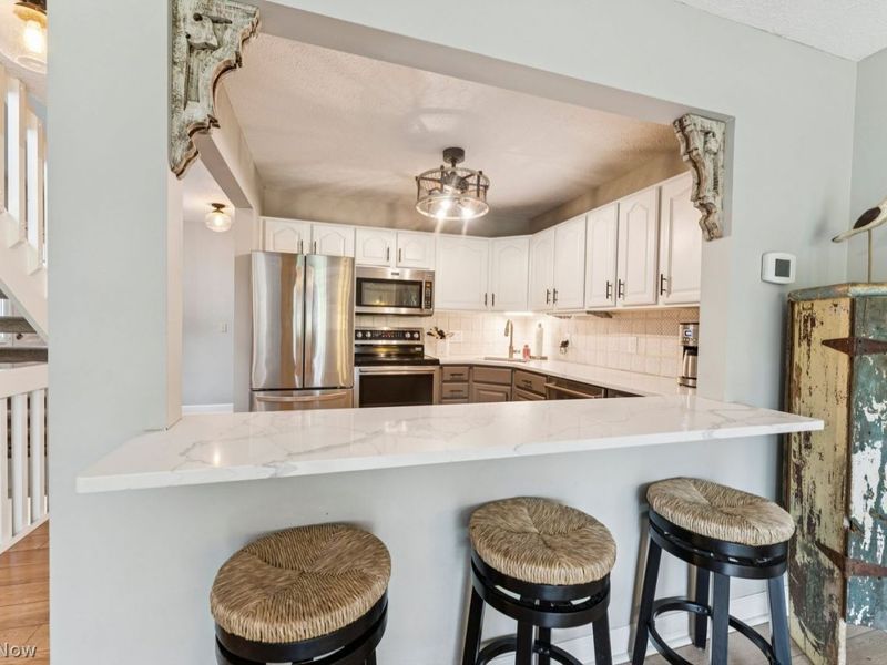 670 Hickory Hill Court, Streetsboro, OH 44241 Photo 10