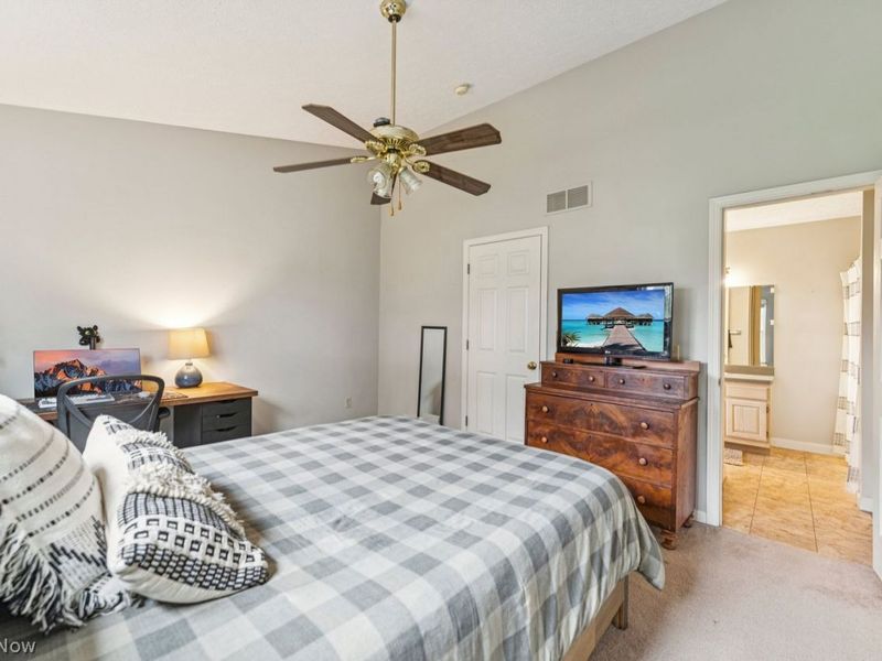 670 Hickory Hill Court, Streetsboro, OH 44241 Photo 22