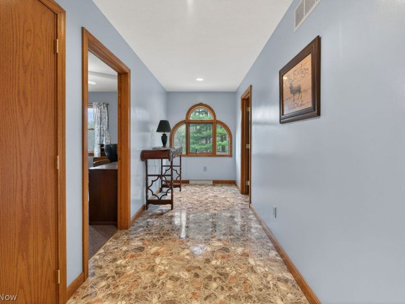 5042 Shawnee Drive , Carrollton, OH 44615 Photo 14