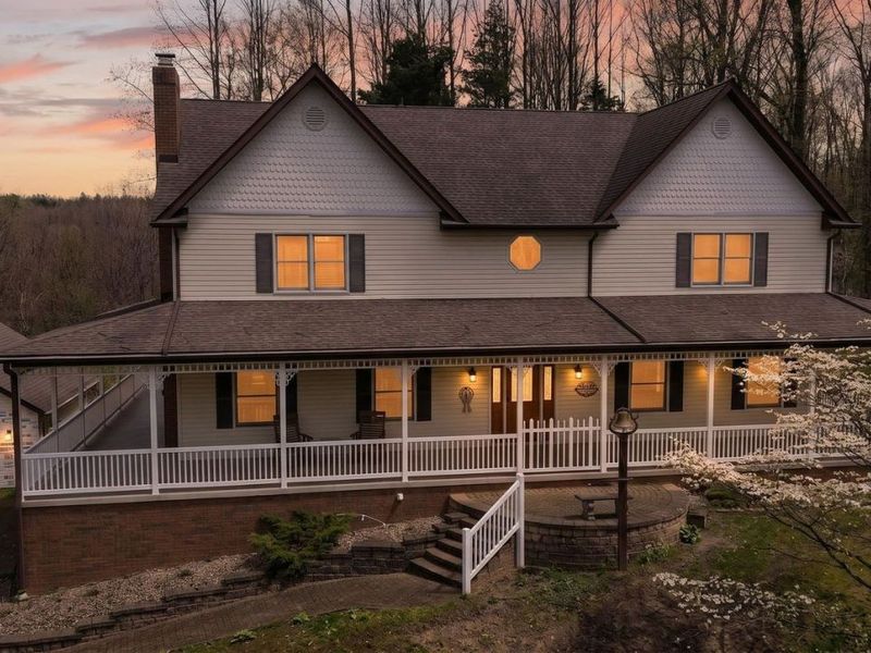 5042 Shawnee Drive , Carrollton, OH 44615 Photo 3