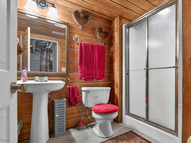 5042 Shawnee Drive , Carrollton, OH 44615 Photo 37