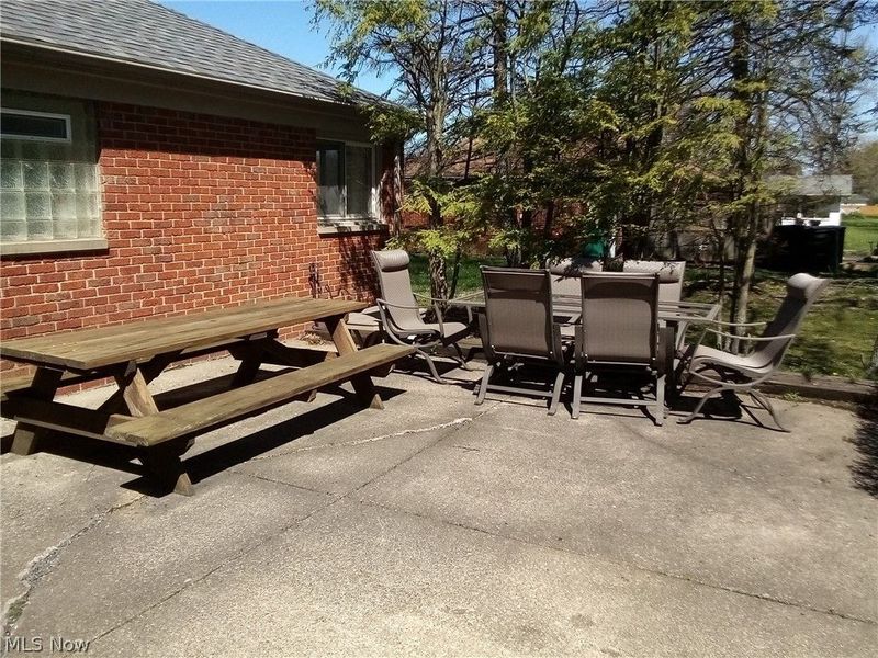 421 Harris Road, Richmond Heights, OH 44143 Photo 16