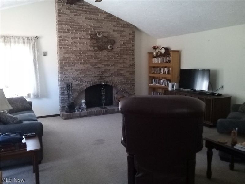 421 Harris Road, Richmond Heights, OH 44143 Photo 4