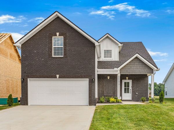 1122 Mary Lu Dr, Clarksville, TN 37042