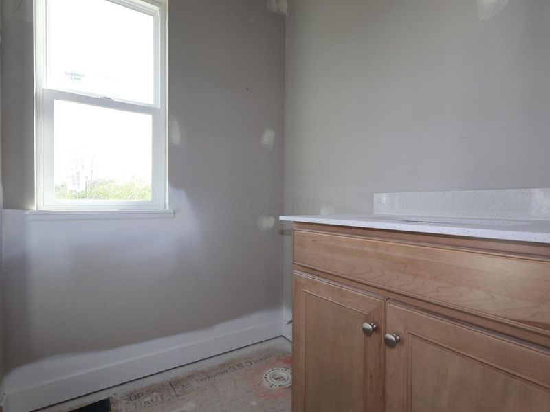 8725 Martin Lane, Plain City, OH 43064 Photo 12