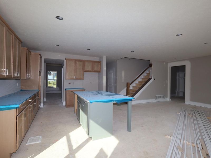 8725 Martin Lane, Plain City, OH 43064 Photo 4