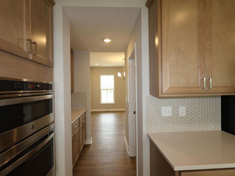 8725 Martin Lane, Plain City, OH 43064 Photo 5