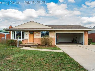25532 Thomas Drive, Warren, MI 48091
