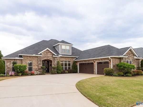 6 Holly Park Blvd, Huntsville, AL 35824