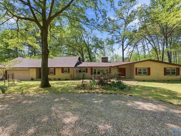 2612 Vista Drive SE, Huntsville, AL 35803