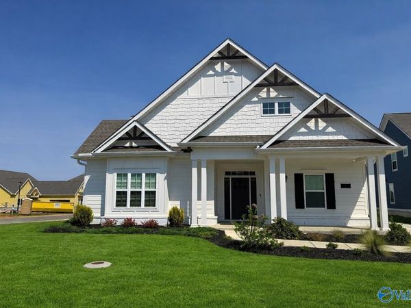 200 Midvale Circle, Harvest, AL 35749