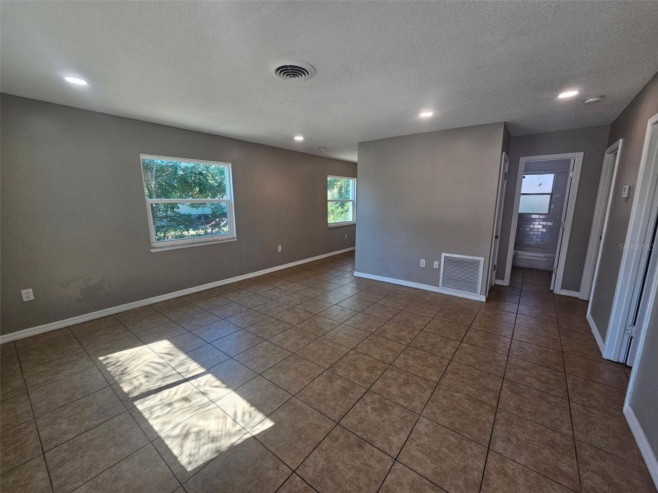 4118 59th Street W, Bradenton, FL 34209 Photo