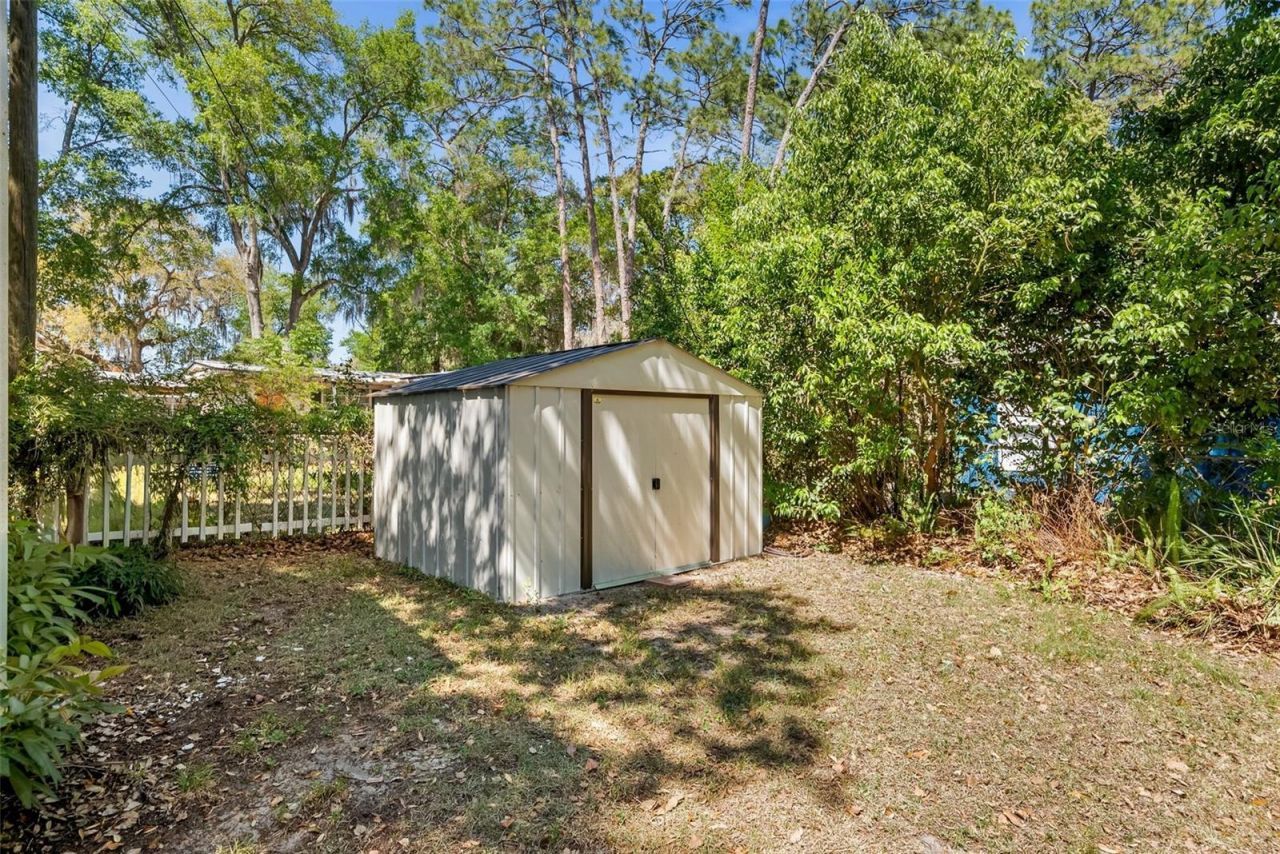 360 SE Lakeview Drive, Keystone Heights, FL 32656 Photo