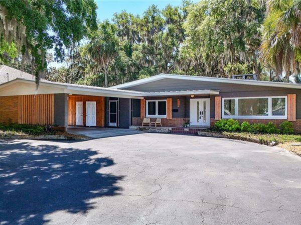 719 W NELSON STREET , TAVARES, FL 32778