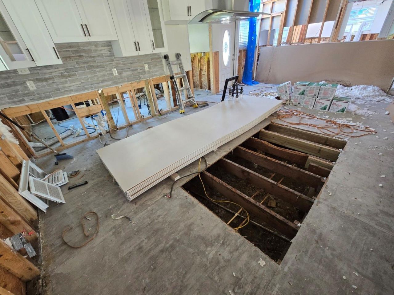 3503 W Shell Point Road , Ruskin, FL 33570 Photo