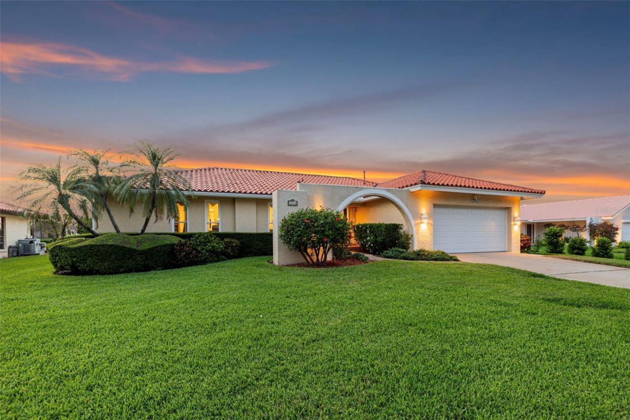 4712 Overlook Drive Ne, Saint Petersburg, FL 33703 Photo