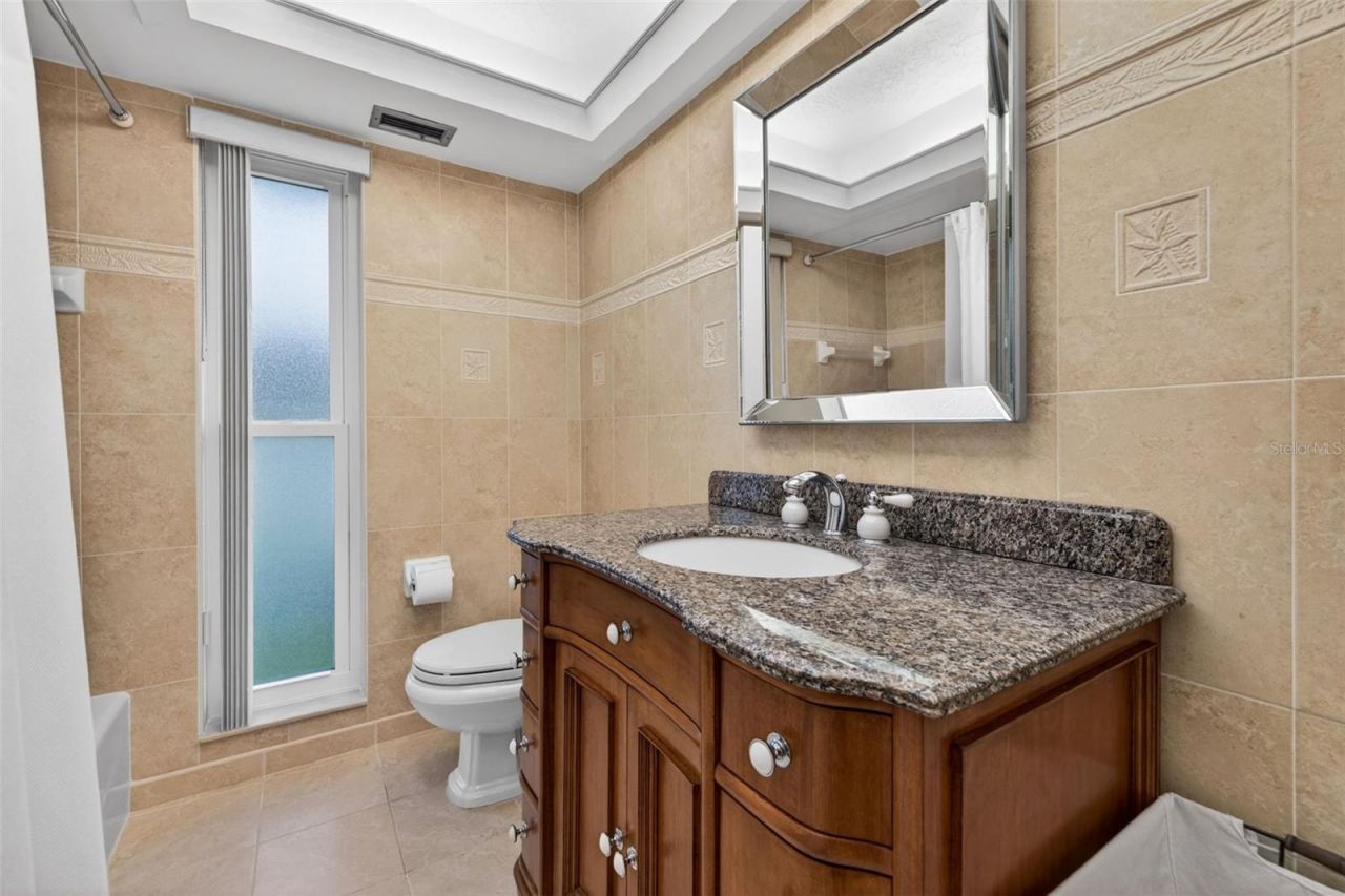 4712 Overlook Drive Ne, Saint Petersburg, FL 33703 Photo