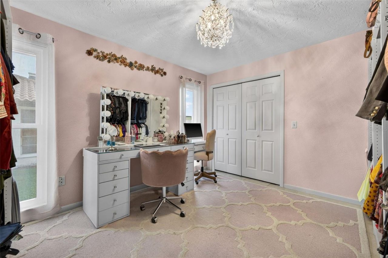 4712 Overlook Drive Ne, Saint Petersburg, FL 33703 Photo