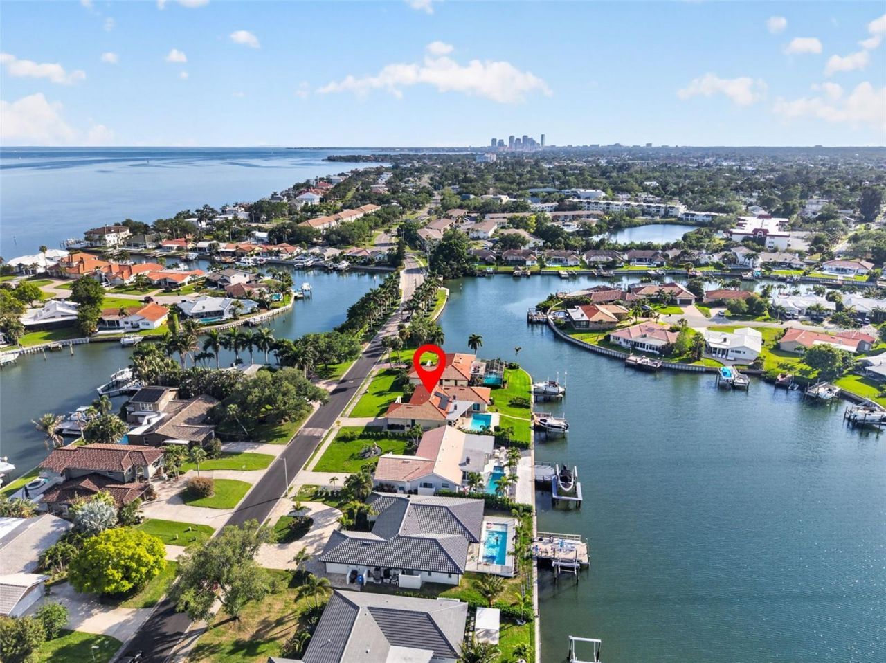 4712 Overlook Drive Ne, Saint Petersburg, FL 33703 Photo