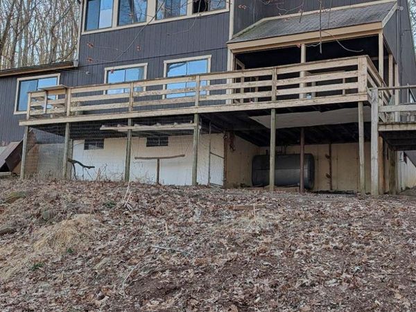 24 Chestnut Hill , Newtown, CT 06482